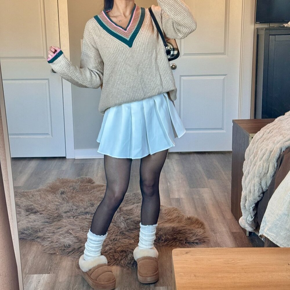 Madewell Beige V-Neck Sweater with Green and Pink Trim - Picture 2 of 8